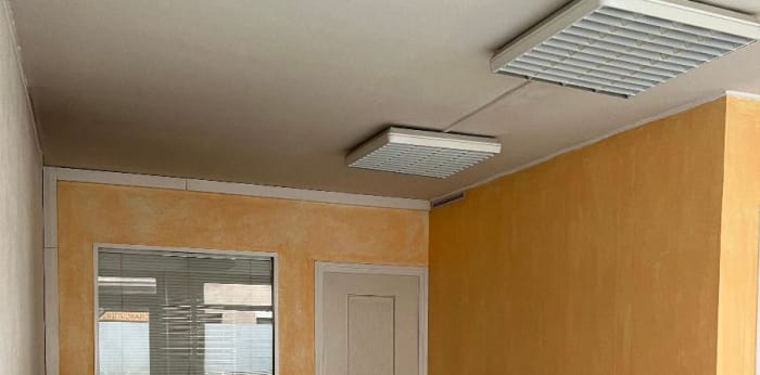 Image 1 sur 5 - Local commercial  ·  Location · Tarare (69170) · 70m²