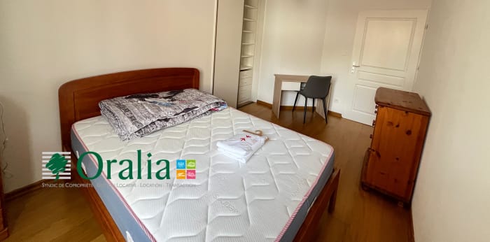 Image 10 sur 15 - Appartement  ·  Location · Grenoble (38000) · 3 pièces · 83m²