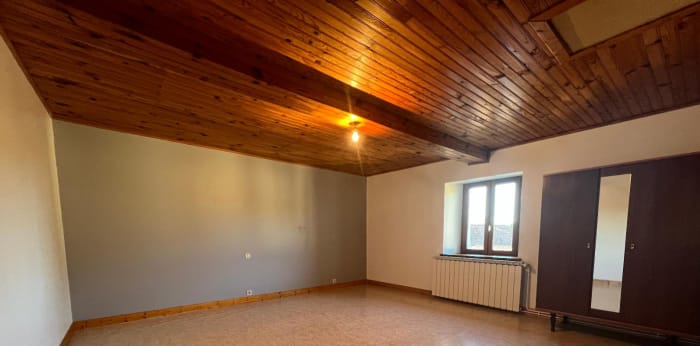 Image 12 sur 16 - Maison  ·  Location · Saint Laurent De Chamousset (69930) · 4 pièces · 152m²