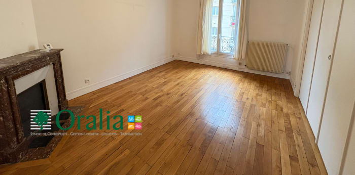 Image 1 sur 10 - Appartement  ·  Location · Paris (75015) · 3 pièces · 59m²