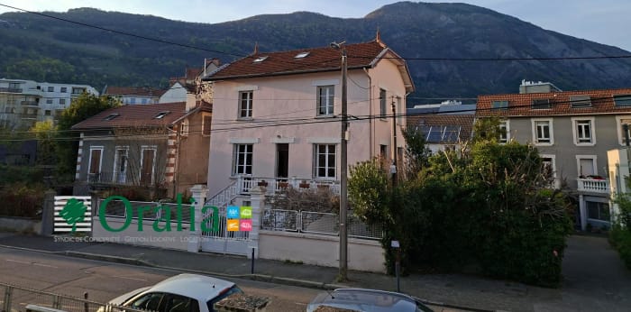 Image 5 sur 6 - Appartement  ·  Location · Grenoble (38000) · 1 pièce · 29m²