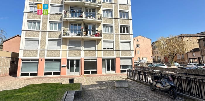 Image 23 sur 24 - Local commercial  ·  Location · Villefranche Sur Saone (69400) · 204m²