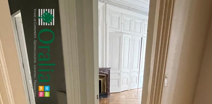 Image 5 sur 16 - Appartement  ·  Location · Lyon (69002) · 3 pièces · 122m²