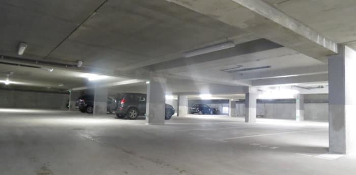 Image 11 sur 13 - Parking  ·  Location · Bordeaux (33800)