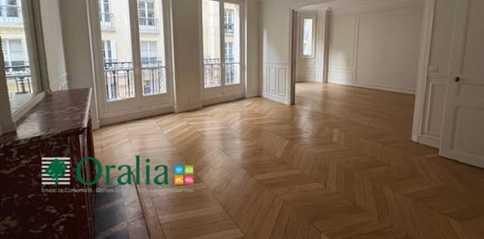 Image 2 sur 15 - Appartement  ·  Location · Paris (75014) · 6 pièces · 169m²