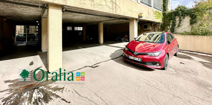 Image 6 sur 8 - Parking  ·  Location · Bordeaux (33000)