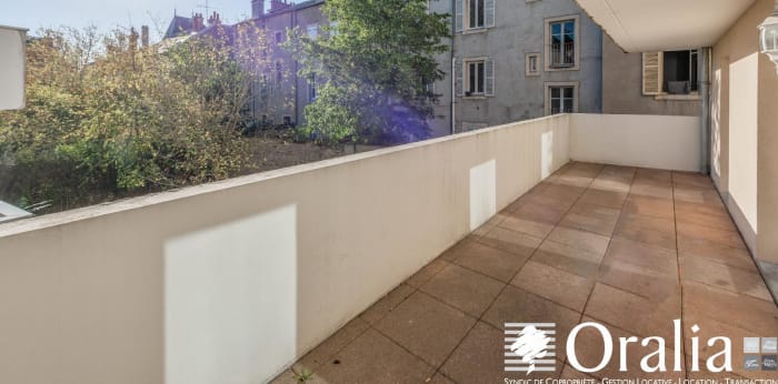 Image 1 sur 9 - Appartement  ·  Location · Dijon (21000) · 3 pièces · 66m²