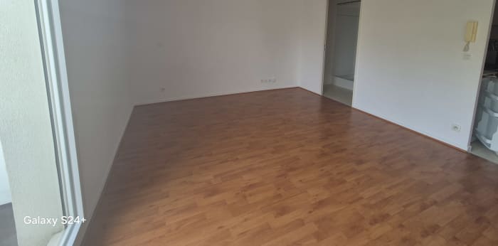Image 2 sur 7 - Appartement  ·  Location · Gradignan (33170) · 1 pièce · 26m²