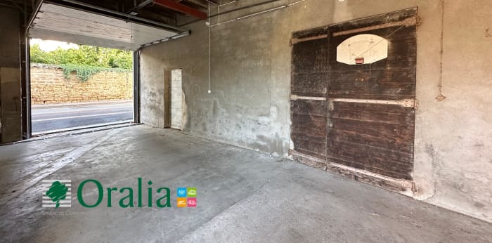 Image 3 sur 9 - Local commercial  ·  Location · Gleize (69400) · 100m²