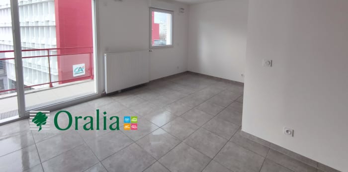 Image 1 sur 8 - Appartement  ·  Location · Dijon (21000) · 1 pièce · 35m²
