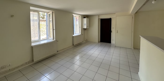 Image 2 sur 9 - Appartement  ·  Location · Villefranche Sur Saone (69400) · 2 pièces · 48m²