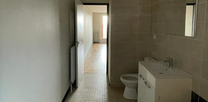 Image 13 sur 13 - Appartement  ·  Location · Villeurbanne (69100) · 1 pièce · 42m²