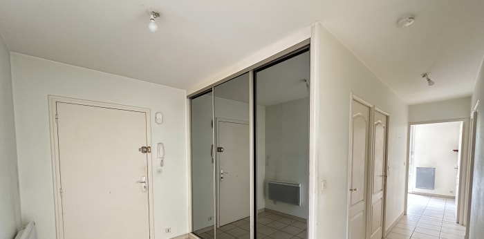 Image 5 sur 15 - Appartement  ·  Location · Villefranche Sur Saone (69400) · 4 pièces · 79m²