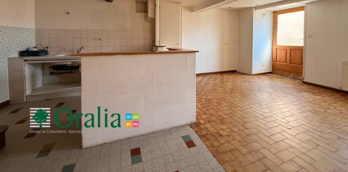 Image 3 sur 12 - Appartement  ·  Location · Savigny (69210) · 3 pièces · 125m²