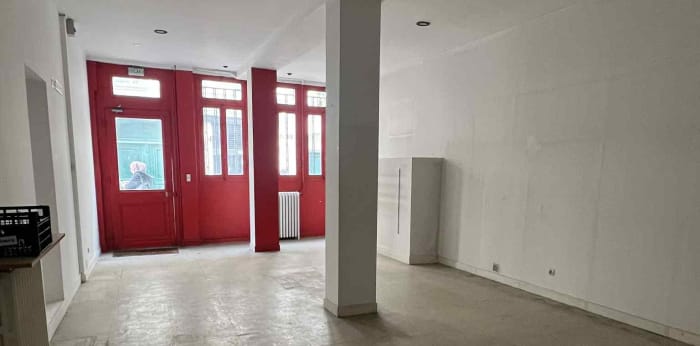 Image 10 sur 12 - Local commercial  ·  Location · Paris (75005)