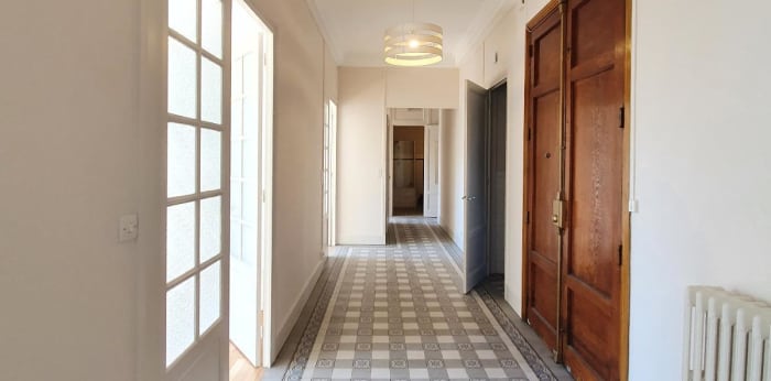 Image 10 sur 10 - Appartement  ·  Location · Grenoble (38000) · 5 pièces · 127m²