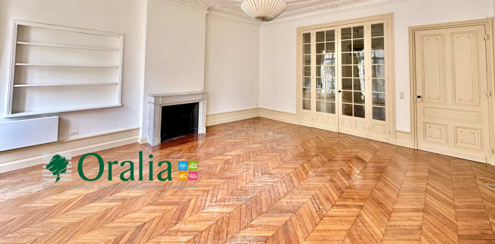 Image 20 sur 26 - Appartement  ·  Location · Bordeaux (33000) · 4 pièces · 129m²