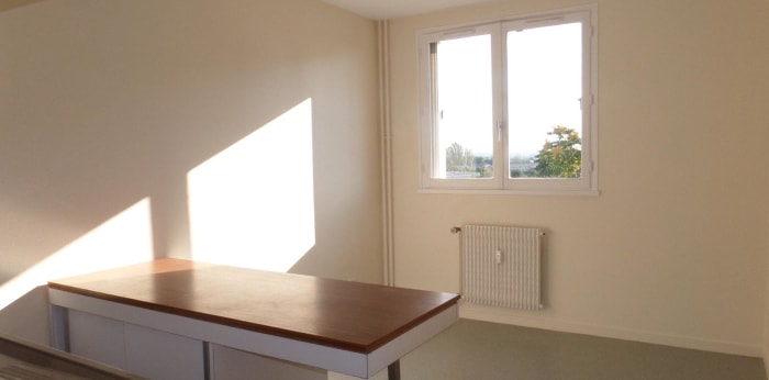 Image 2 sur 7 - Appartement  ·  Location · Dijon (21000) · 1 pièce · 15m²