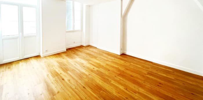 Image 1 sur 10 - Appartement  ·  Location · Bordeaux (33000) · 2 pièces · 61m²