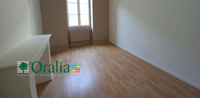 Image 3 sur 7 - Appartement  ·  Location · Tarare (69170) · 4 pièces · 79m²