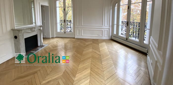 Image 7 sur 16 - Appartement  ·  Location · Paris (75006) · 6 pièces · 171m²