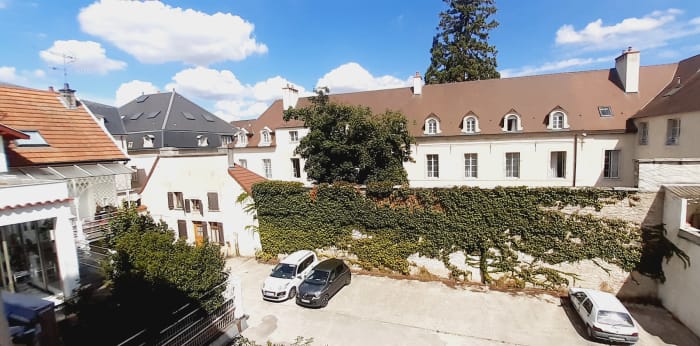 Image 8 sur 9 - Appartement  ·  Location · Dijon (21000) · 1 pièce · 38m²