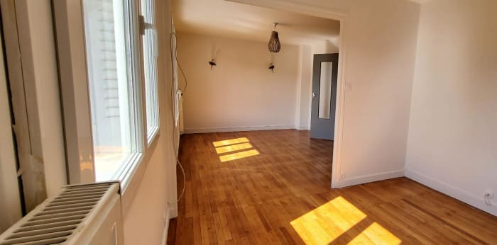 Image 2 sur 14 - Appartement  ·  Location · Grenoble (38100) · 3 pièces · 63m²