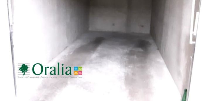 Image 2 sur 4 - Parking  ·  Location · Ste Foy Les Lyon (69110)