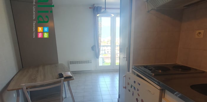 Image 10 sur 10 - Appartement  ·  Location · Grenoble (38100) · 1 pièce · 16m²