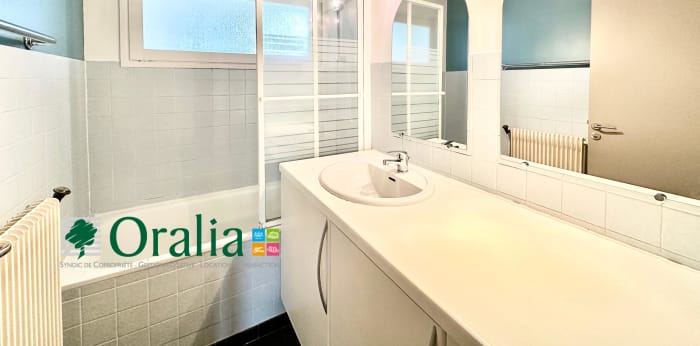 Image 19 sur 26 - Appartement  ·  Location · Bordeaux (33200) · 4 pièces · 75m²