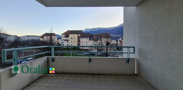 Image 10 sur 11 - Appartement  ·  Location · Echirolles (38130) · 3 pièces · 75m²