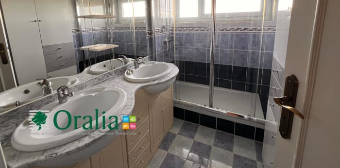 Image 10 sur 11 - Appartement  ·  Location · Le Bouscat (33110) · 3 pièces · 80m²