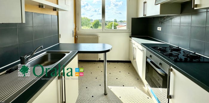 Image 4 sur 26 - Appartement  ·  Location · Bordeaux (33200) · 4 pièces · 75m²