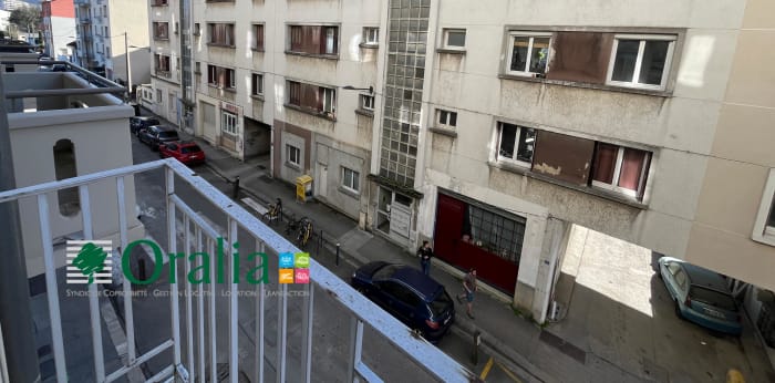 Image 9 sur 11 - Appartement  ·  Location · Grenoble (38100) · 3 pièces · 62m²