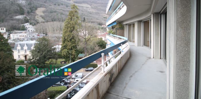 Image 14 sur 17 - Appartement  ·  Location · Grenoble (38000) · 4 pièces · 118m²