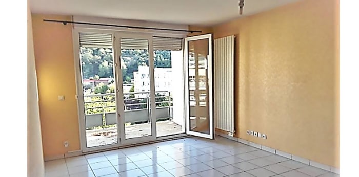 Image 2 sur 10 - Appartement  ·  Location · Echirolles (38130) · 3 pièces · 65m²