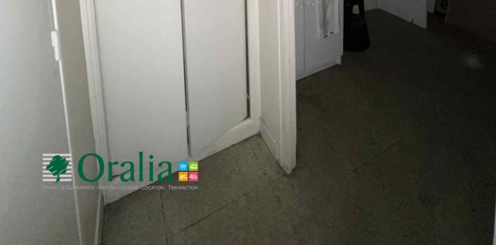 Image 6 sur 12 - Local commercial  ·  Location · Paris (75005)