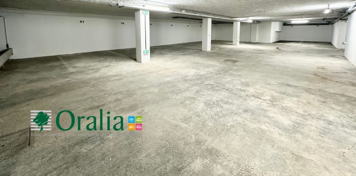 Image 2 sur 7 - Parking  ·  Location · Bordeaux (33000)