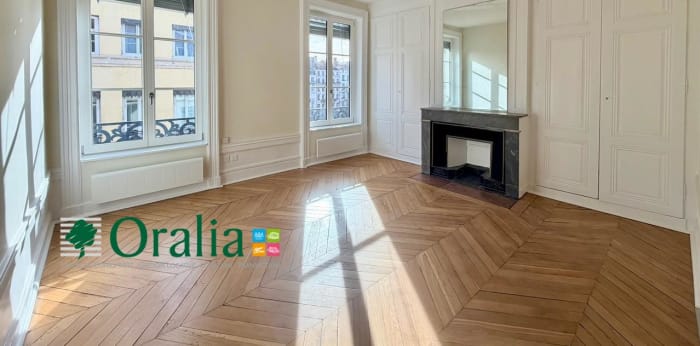 Image 1 sur 13 - Appartement  ·  Location · Lyon (69002) · 2 pièces · 59m²