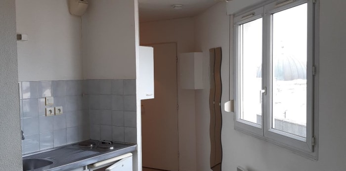 Image 2 sur 9 - Appartement  ·  Location · Dijon (21000) · 2 pièces · 28m²