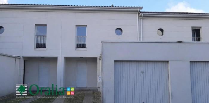 Image 1 sur 7 - Maison  ·  Location · Begles (33130) · 3 pièces · 75m²