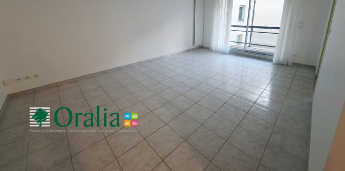 Image 1 sur 25 - Appartement  ·  Location · Dijon (21000) · 3 pièces · 65m²