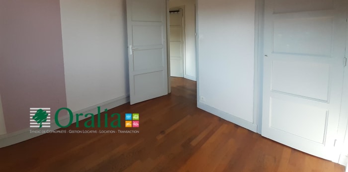 Image 6 sur 8 - Appartement  ·  Location · Dijon (21000) · 3 pièces · 46m²