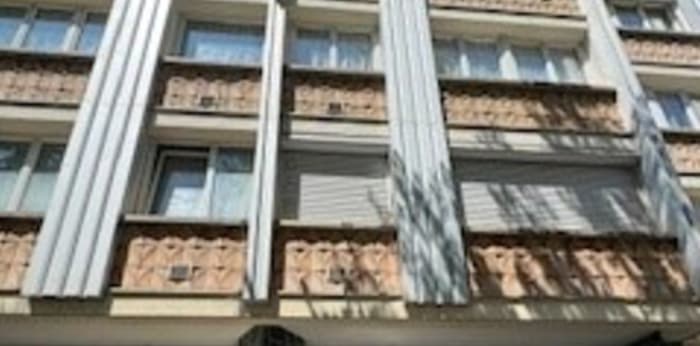 Image 2 sur 5 - Parking/box  ·  Location · Paris (75012) · 13m²