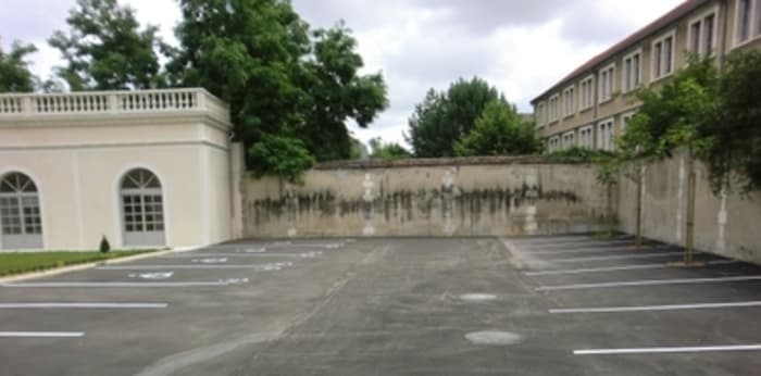 Image 1 sur 1 - Parking/box  ·  Location · Auxerre (89000) · 13m²