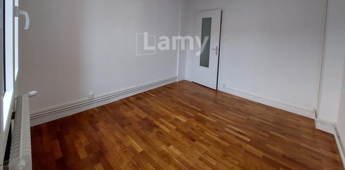 Image 9 sur 11 - Appartement  ·  Location · Grenoble (38000) · 2 pièces · 55m²