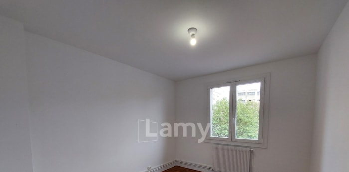 Image 3 sur 11 - Appartement  ·  Location · Grenoble (38000) · 2 pièces · 55m²