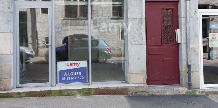 Image 1 sur 5 - Local  ·  Location · Besancon (25000) · 4 pièces · 73m²