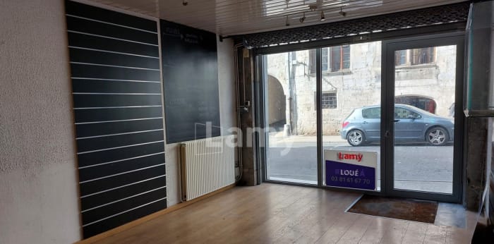 Image 2 sur 5 - Local  ·  Location · Besancon (25000) · 4 pièces · 73m²