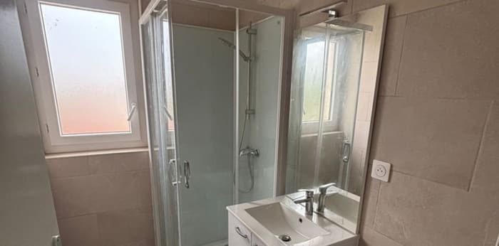 Image 8 sur 9 - Appartement  ·  Location · Talence (33400) · 1 pièce · 22m²